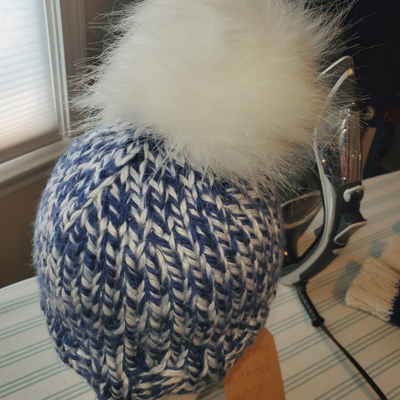 Hand knit beanie with poof - Picture 2 of 2